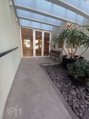 Image 37 - 886953