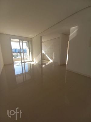 Image 16 - 886953