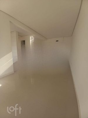 Image 17 - 886953