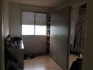 Image 8 - 886954