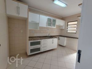 Image 9 - 886956