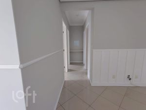 Image 12 - 886956