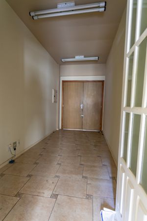 Image 32 - 886958