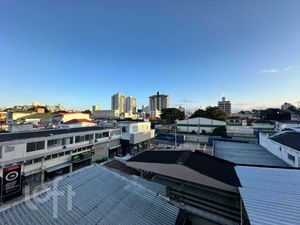 Image 16 - 886961