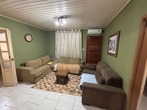 Image 6 - 886966