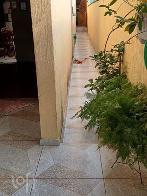 Image 17 - 886967