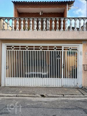 Image 19 - 886967