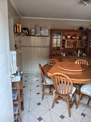 Image 5 - 886967