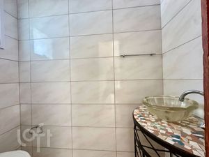 Image 9 - 886968