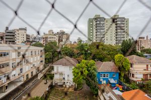 Image 24 - 886972