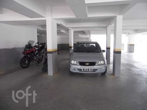 Image 56 - 886986