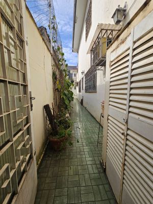 Image 53 - 886998
