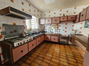 Image 32 - 886998