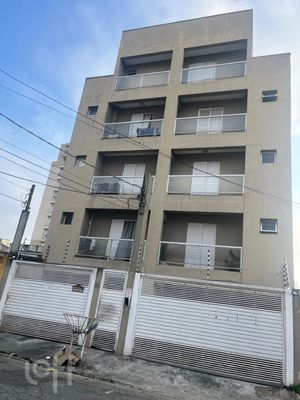 Image 18 - 887001