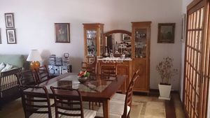 Image 4 - 887014