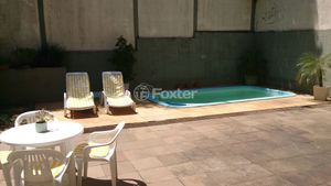 Image 8 - 887014