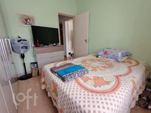Image 8 - 887015