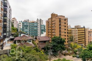 Image 31 - 887016