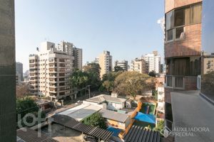 Image 56 - 887016