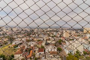 Image 3 - 887017