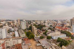 Image 15 - 887017