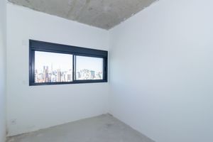 Image 13 - 887020
