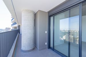 Image 20 - 887020