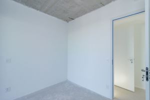 Image 35 - 887020