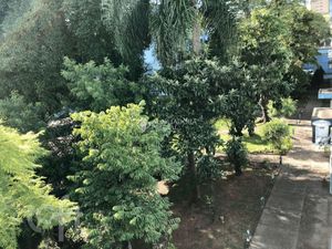 Image 14 - 887035
