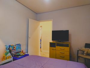 Image 10 - 887039
