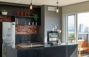 Image 8 - 887043