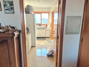 Image 13 - 887101
