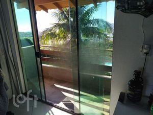 Image 16 - 887111