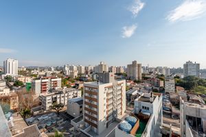 Image 17 - 887125