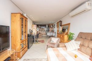 Image 3 - 887126