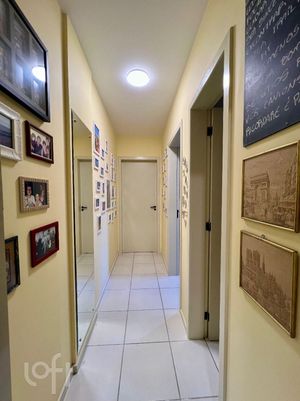 Image 17 - 887128