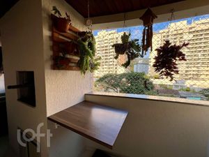 Image 8 - 887128