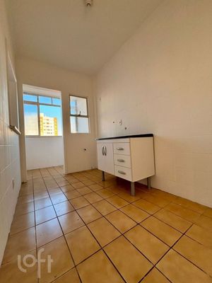 Image 9 - 887132