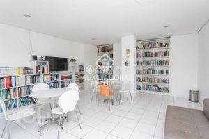 Image 10 - 887138