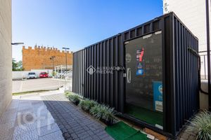 Image 8 - 887138