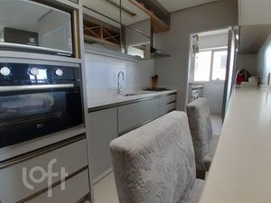 Image 10 - 887143