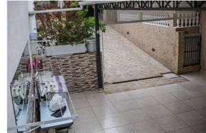 Image 14 - 887144