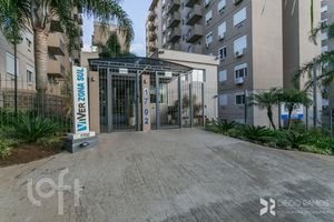 Image 41 - 887220