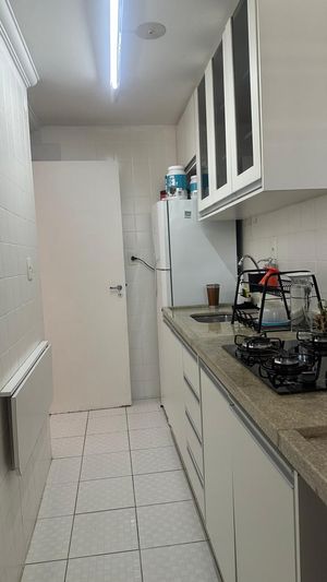 Image 9 - 887228