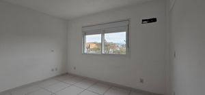 Image 11 - 887231