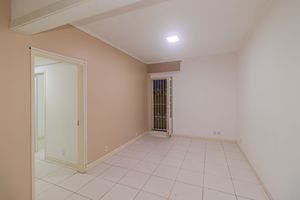 Image 2 - 887269