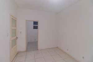 Image 14 - 887269