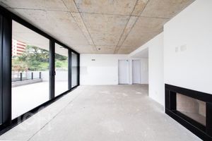 Image 19 - 887273