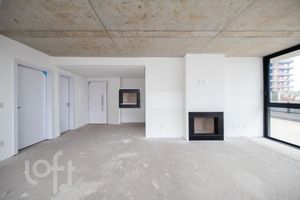 Image 6 - 887273