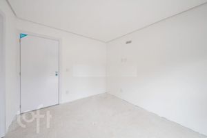 Image 17 - 887273